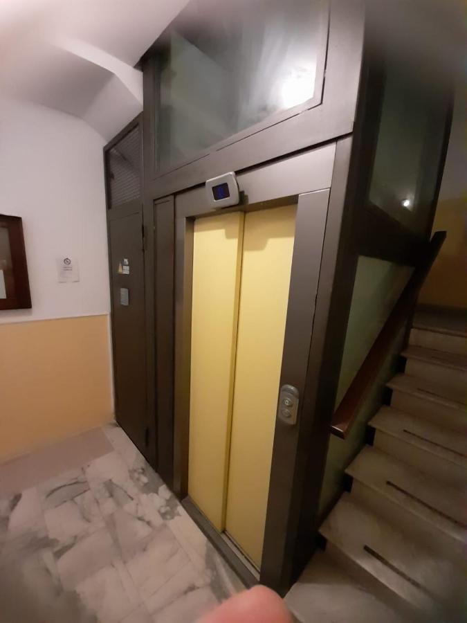 Апартаменты Casa Manzoni Катания Экстерьер фото